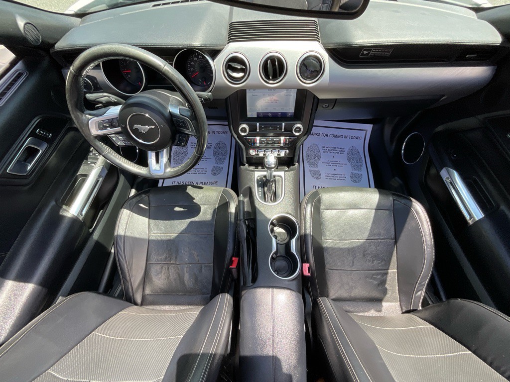 2020 Ford Mustang Image 21