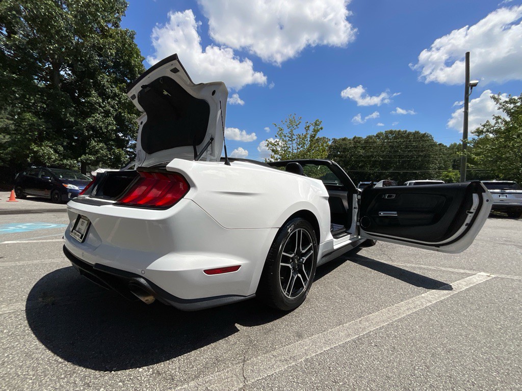 2020 Ford Mustang Image 29