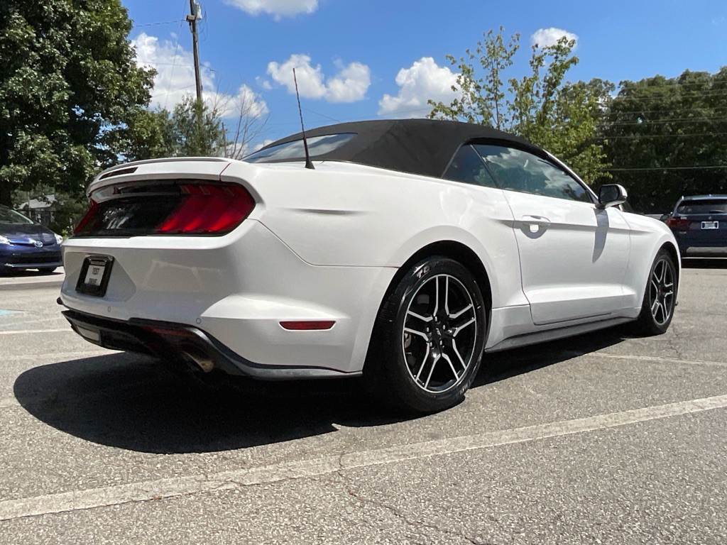2020 Ford Mustang Image 38
