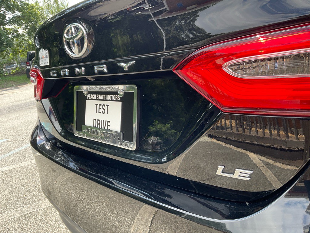 2020 Toyota Camry Image 10
