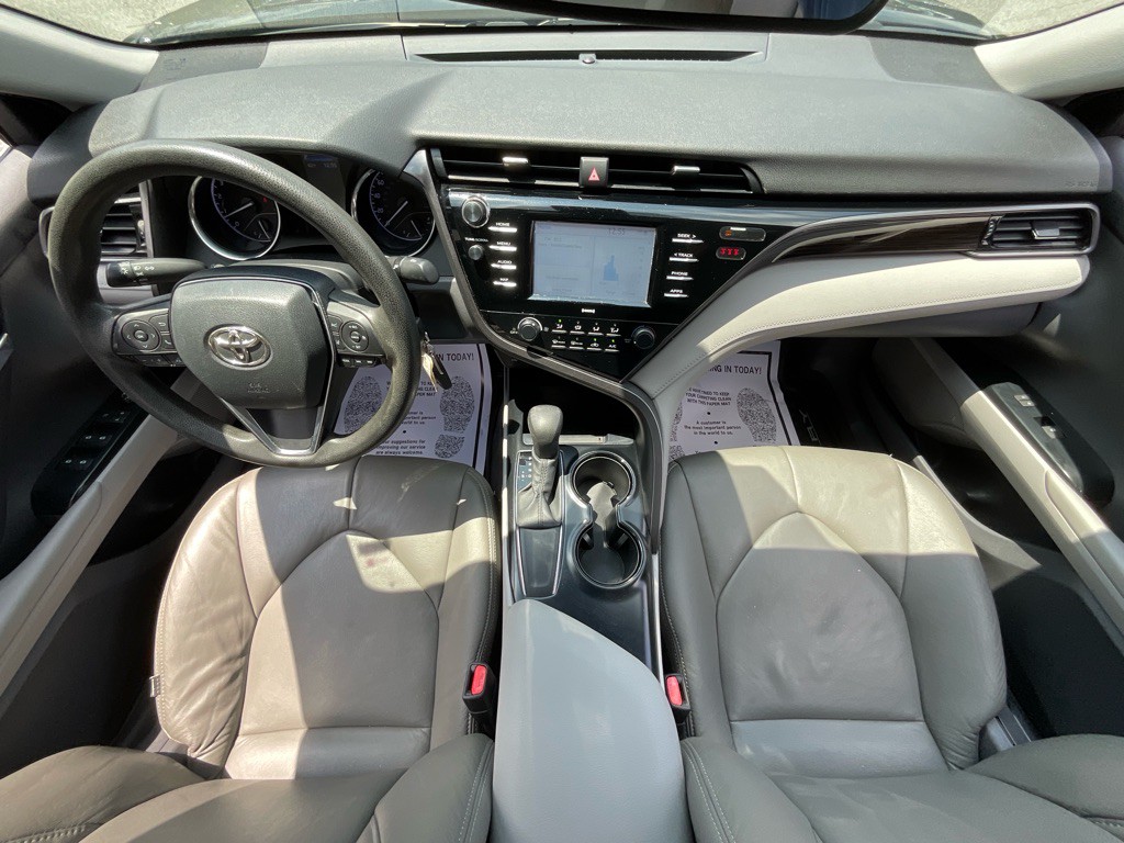 2020 Toyota Camry Image 21