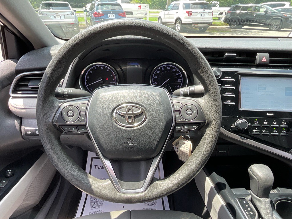 2020 Toyota Camry Image 23