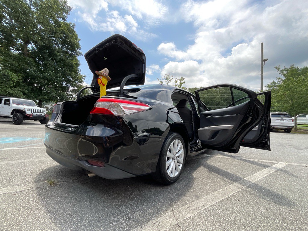 2020 Toyota Camry Image 34