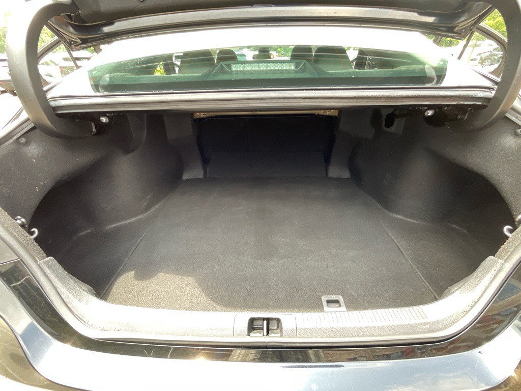 2020 Toyota Camry Image 36