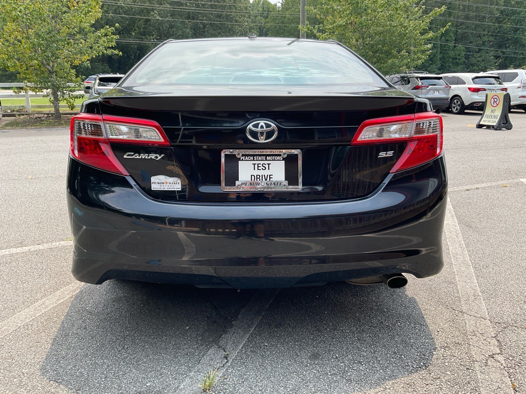 2012 Toyota Camry Image 6
