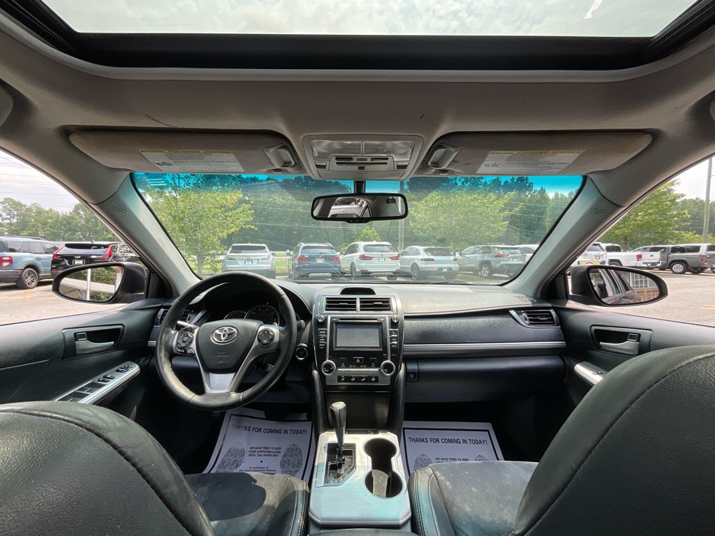 2012 Toyota Camry Image 20