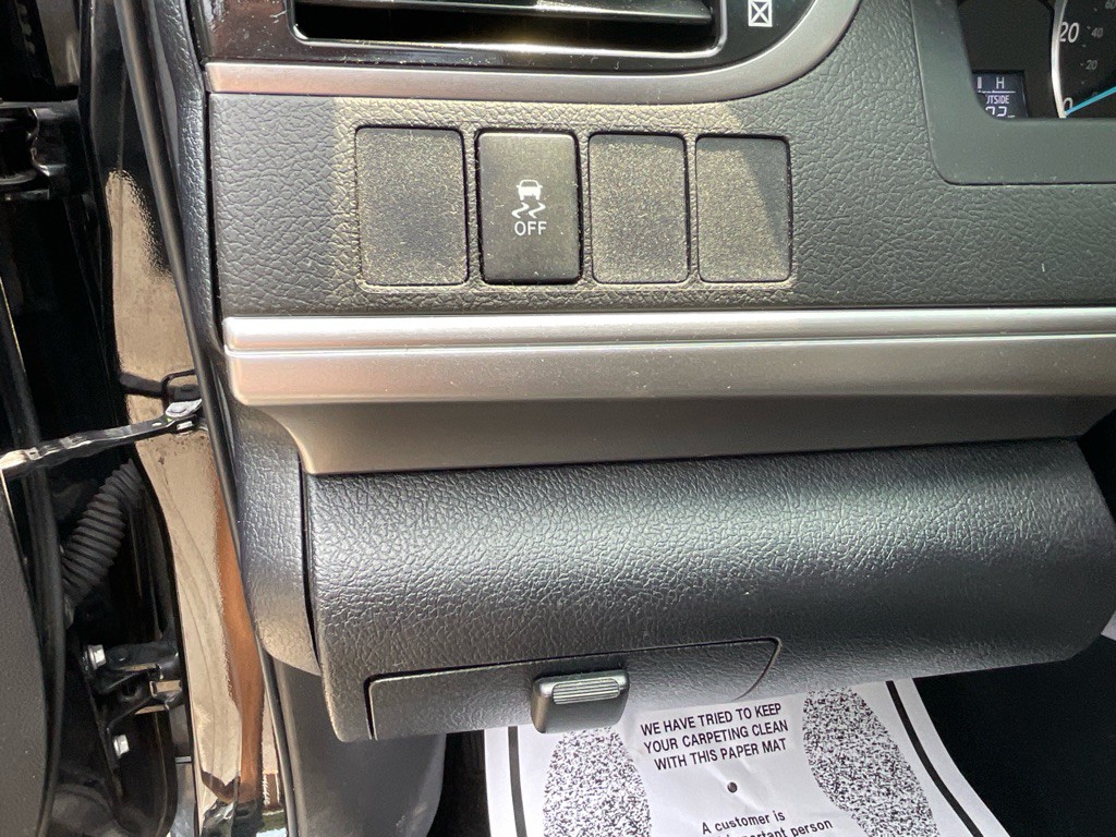 2012 Toyota Camry Image 41