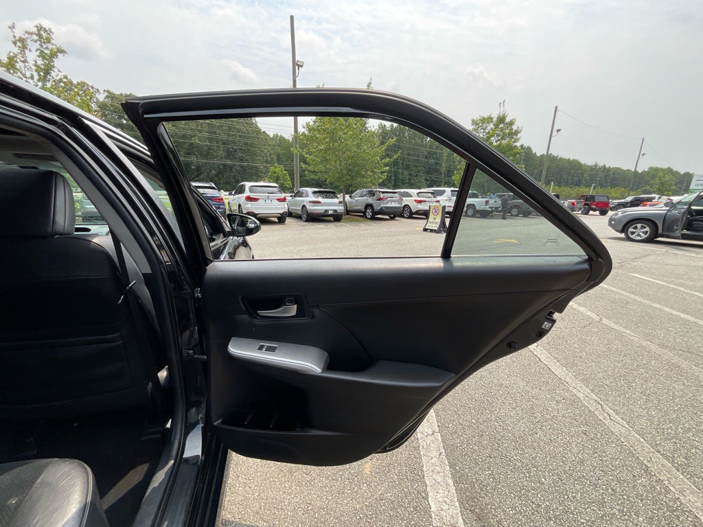 2012 Toyota Camry Image 44