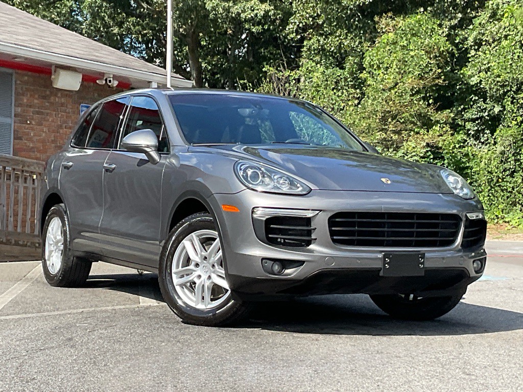 2016 Porsche Cayenne Image 3