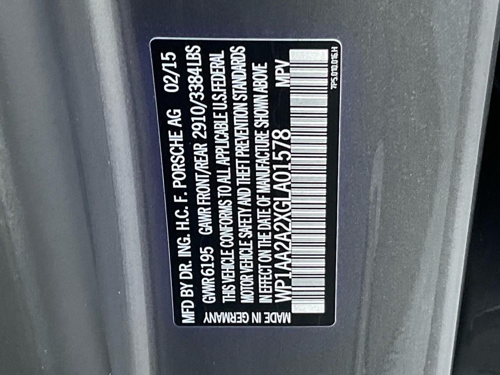 2016 Porsche Cayenne Image 52