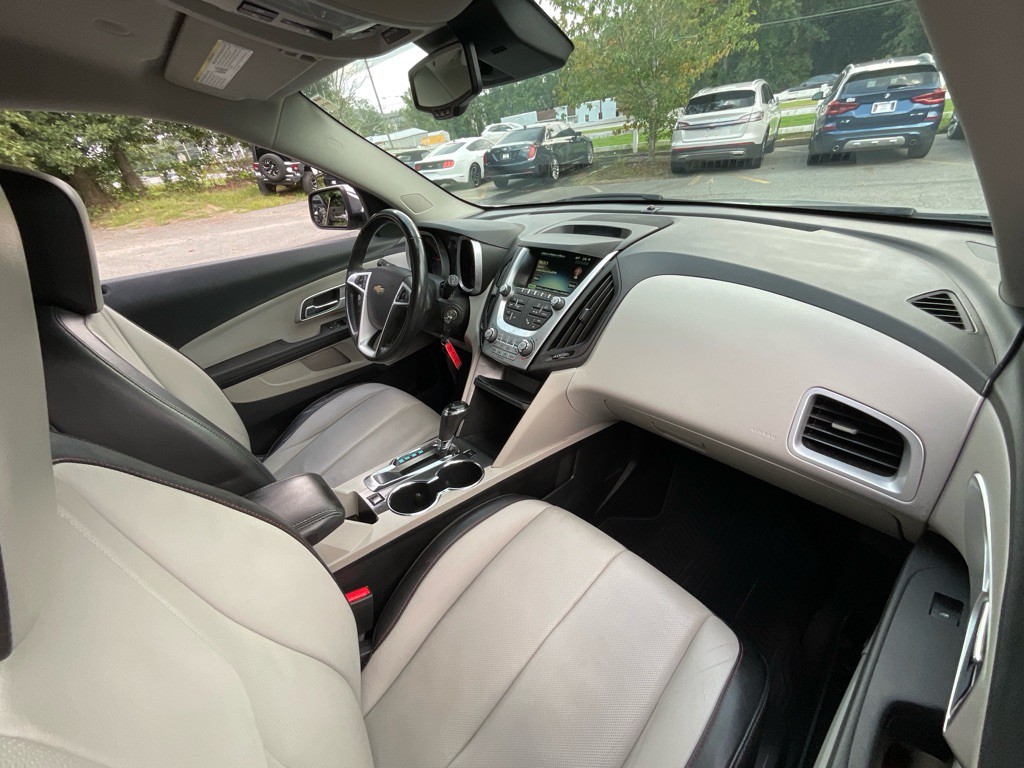 2017 Chevrolet Equinox Image 18
