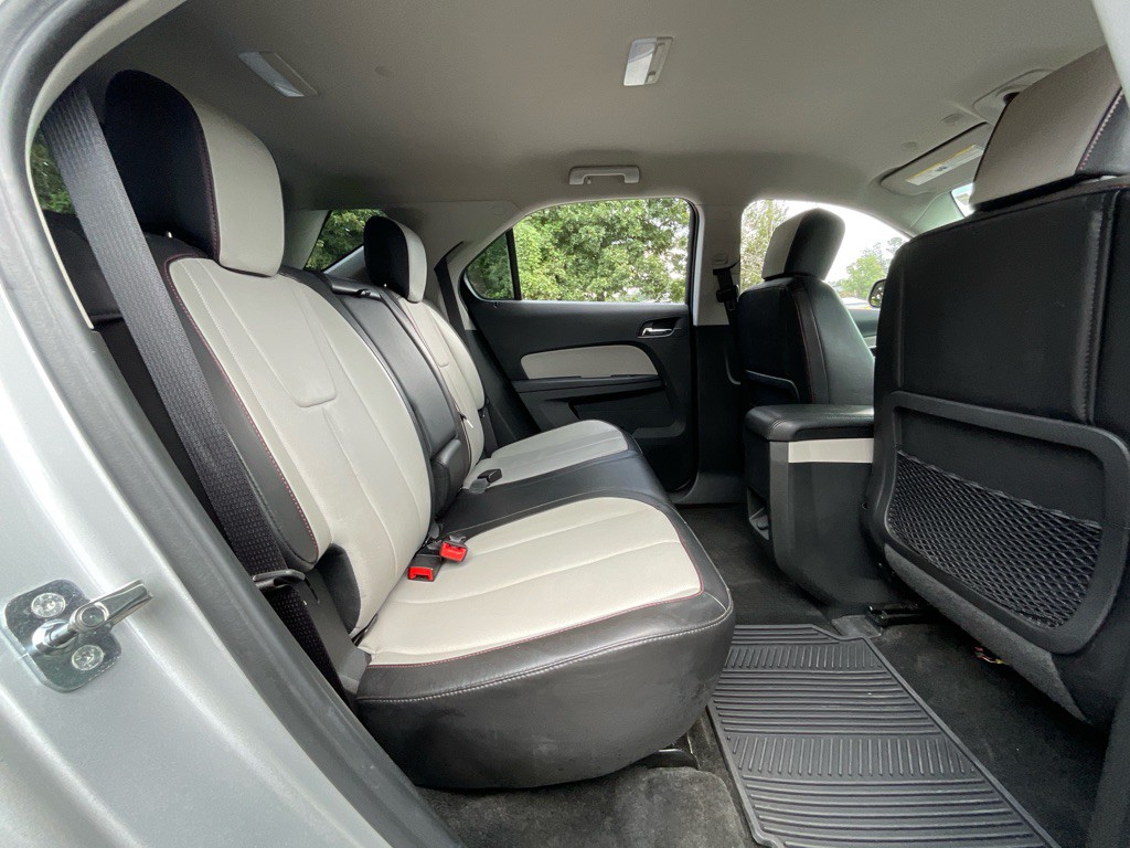 2017 Chevrolet Equinox Image 31