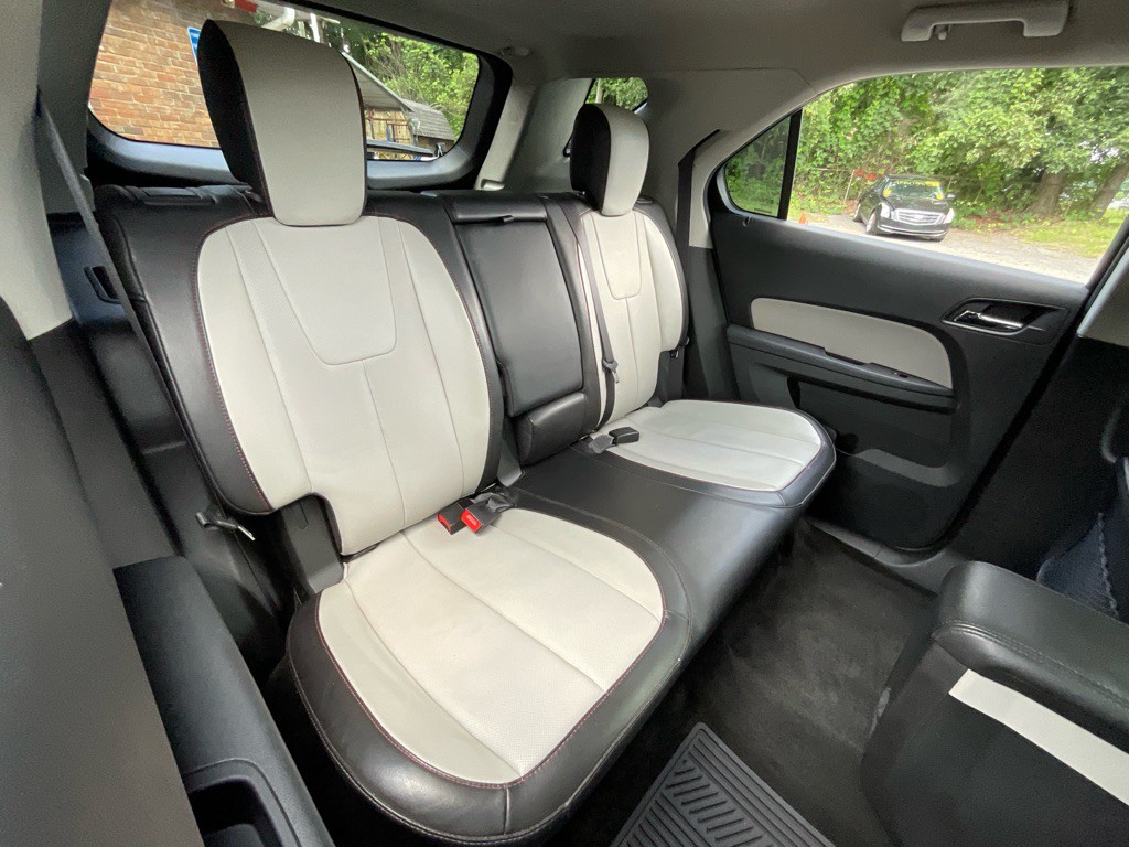 2017 Chevrolet Equinox Image 33