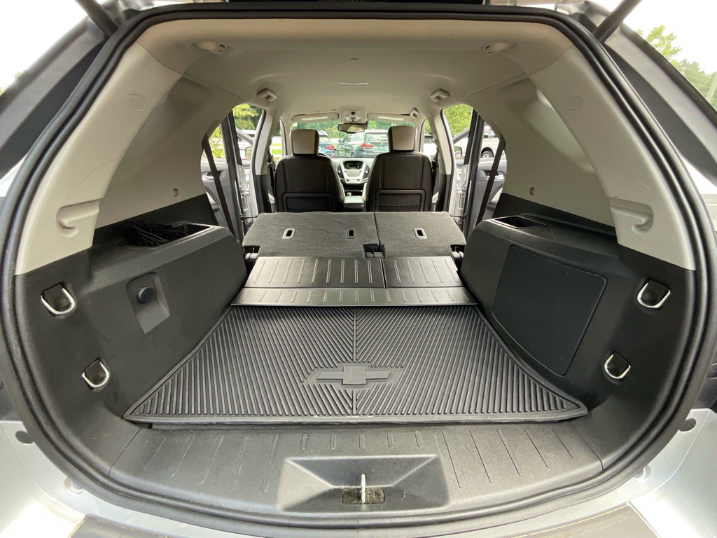 2017 Chevrolet Equinox Image 38