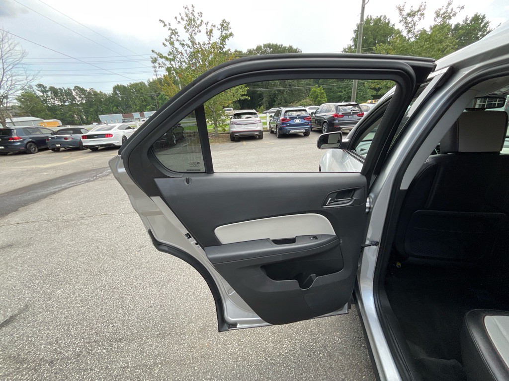 2017 Chevrolet Equinox Image 44
