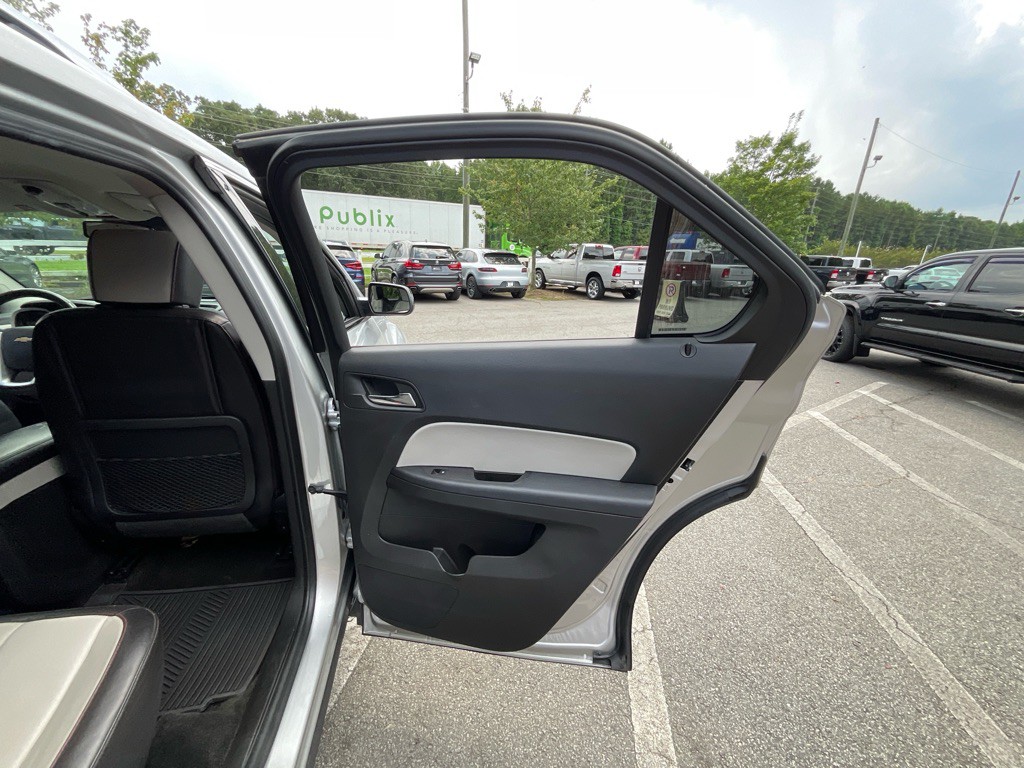 2017 Chevrolet Equinox Image 46