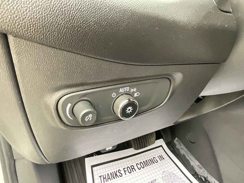 2020 Chevrolet Equinox Image 41