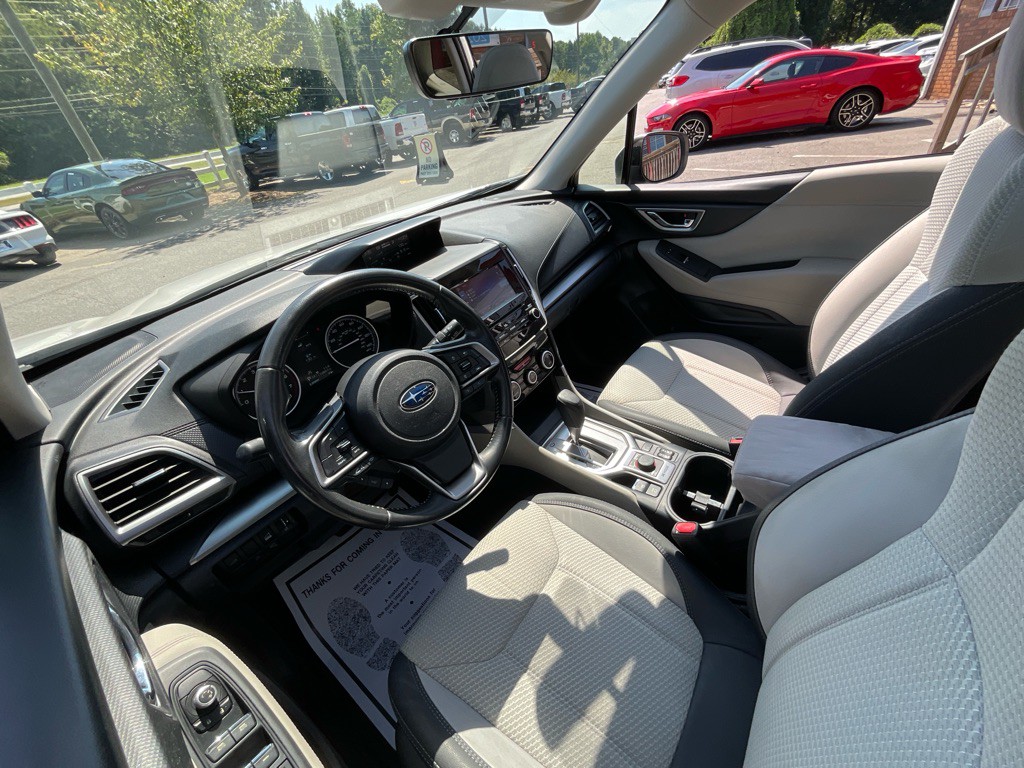 2019 Subaru Forester Image 15