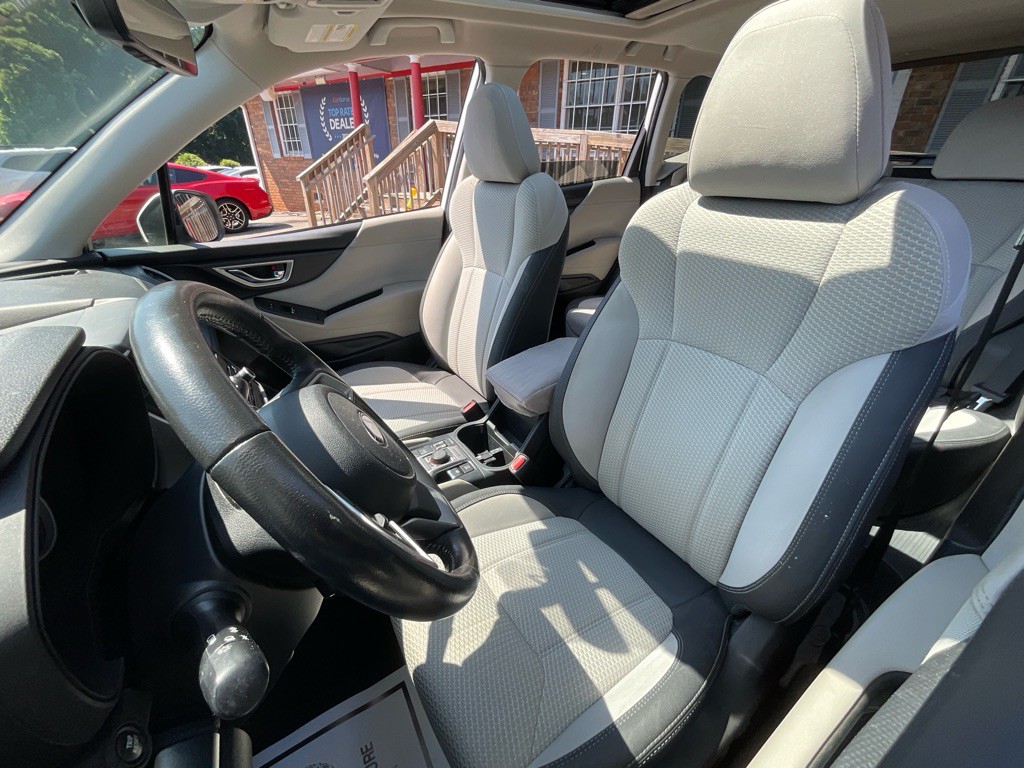 2019 Subaru Forester Image 16