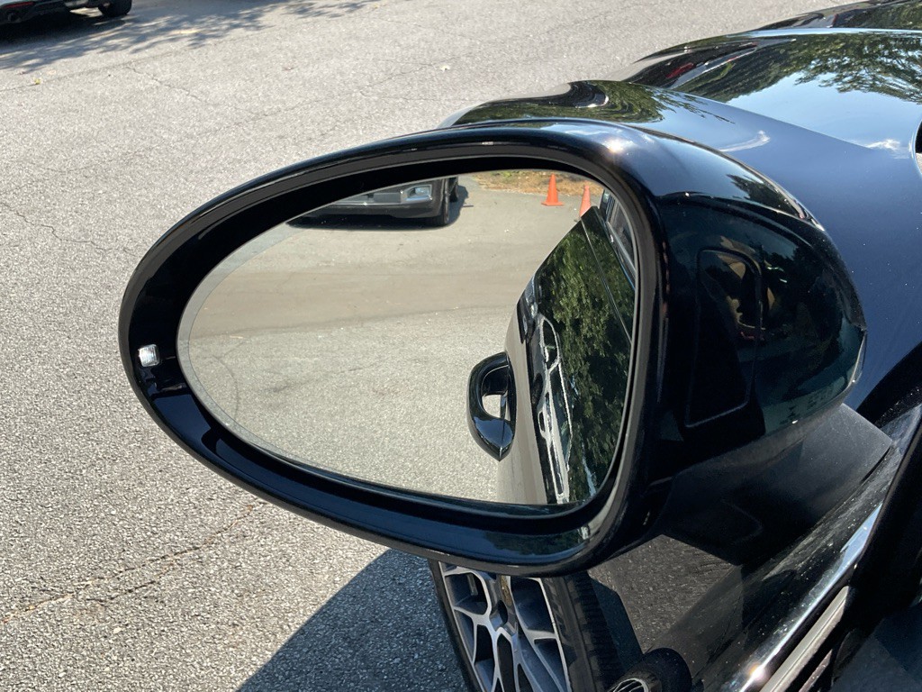 2017 Porsche Macan Image 47