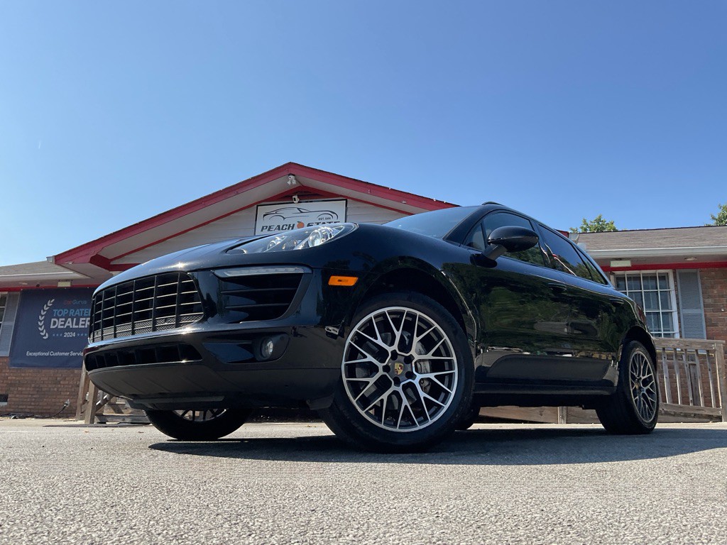 2017 Porsche Macan Image 51