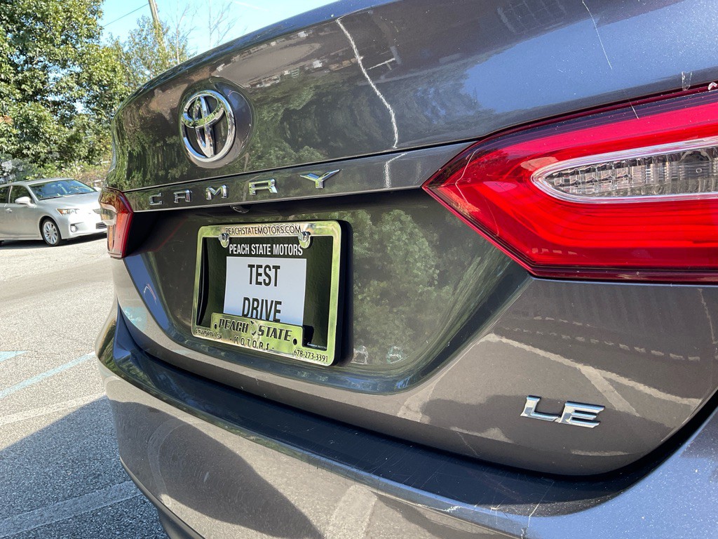 2020 Toyota Camry Image 9