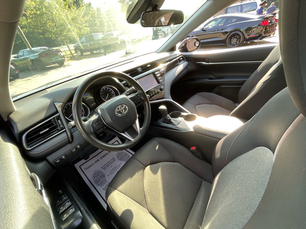 2020 Toyota Camry Image 14