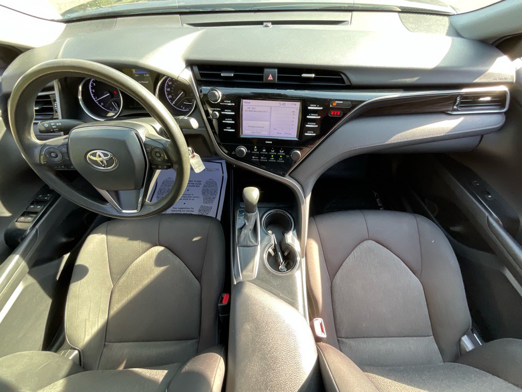 2020 Toyota Camry Image 20