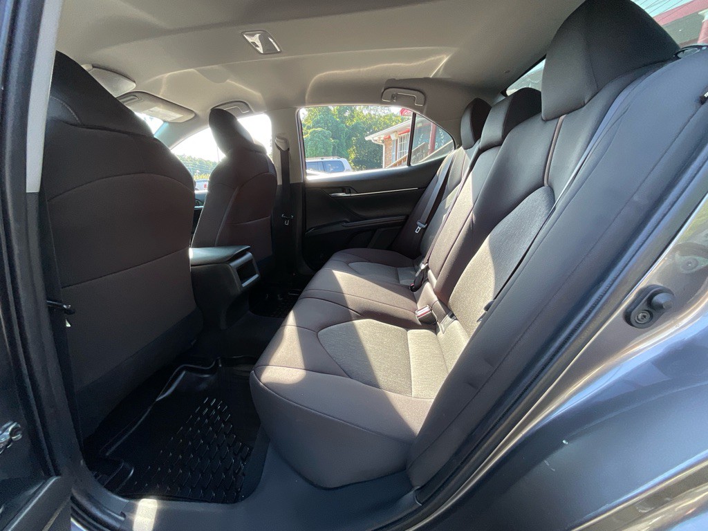 2020 Toyota Camry Image 26