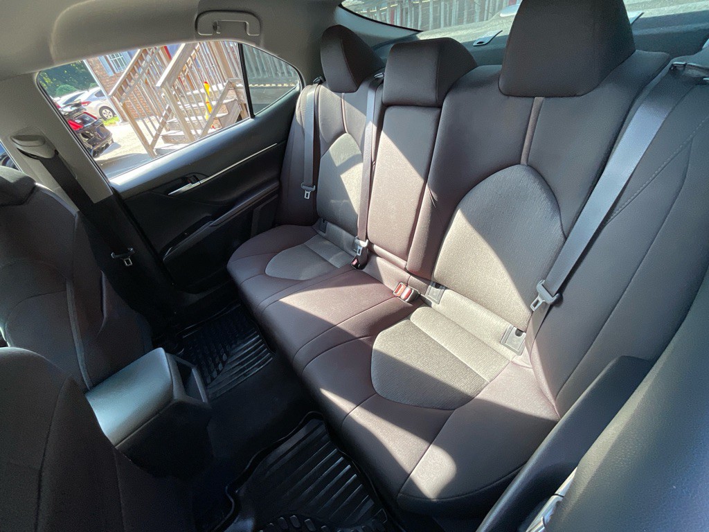2020 Toyota Camry Image 28