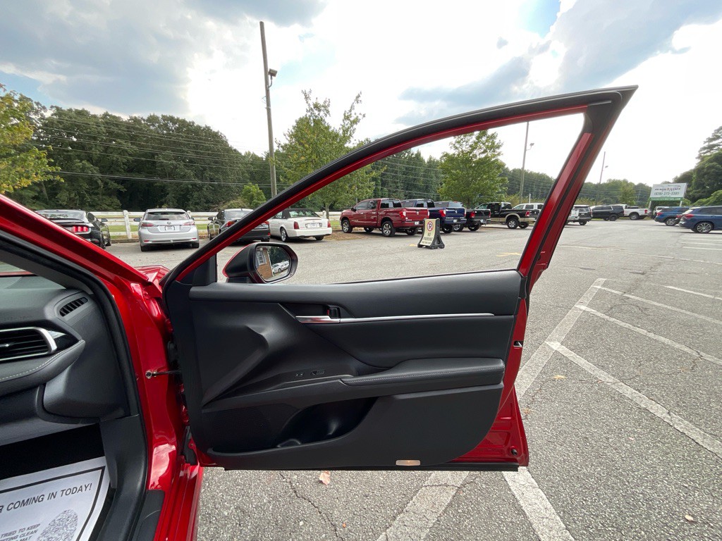 2021 Toyota Camry Image 44