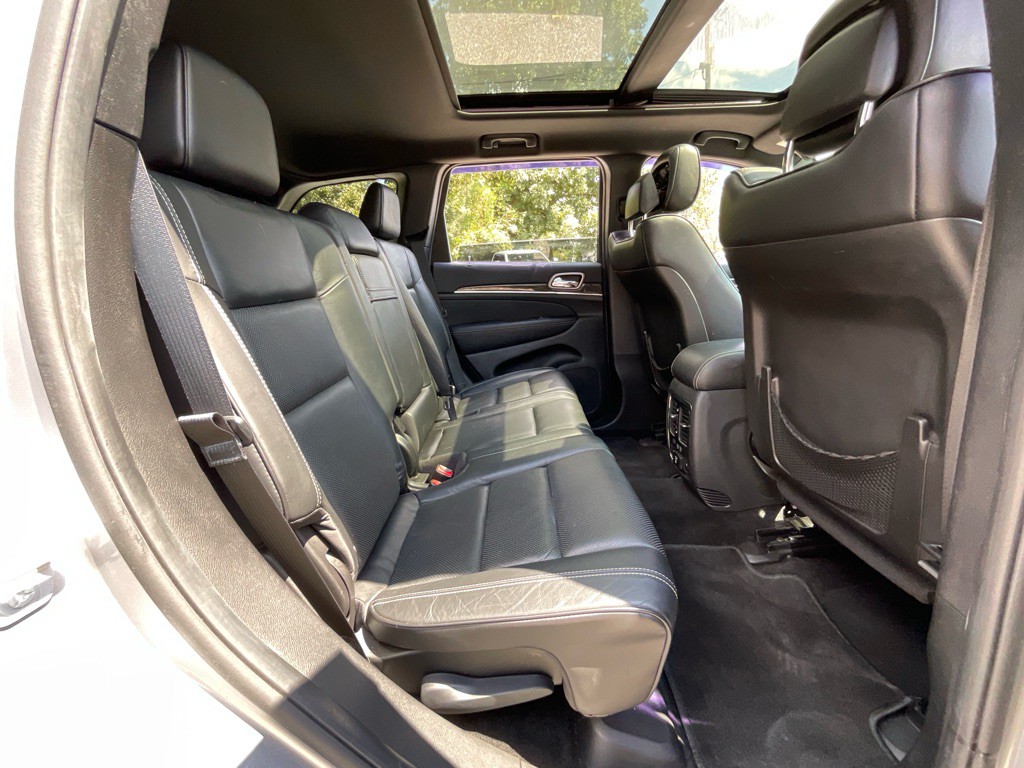 2015 Jeep Grand Cherokee Image 29