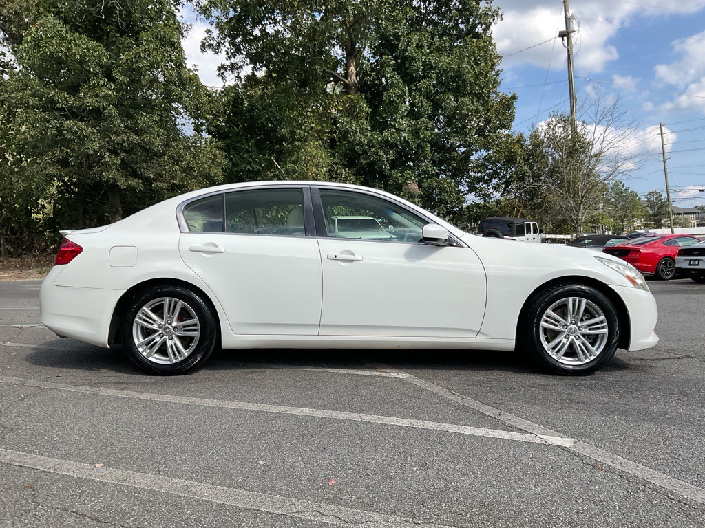 2013 INFINITI G37 Image 4