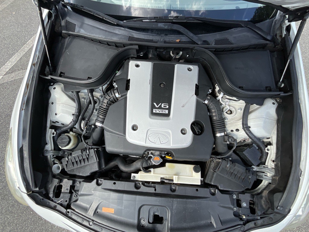 2013 INFINITI G37 Image 12