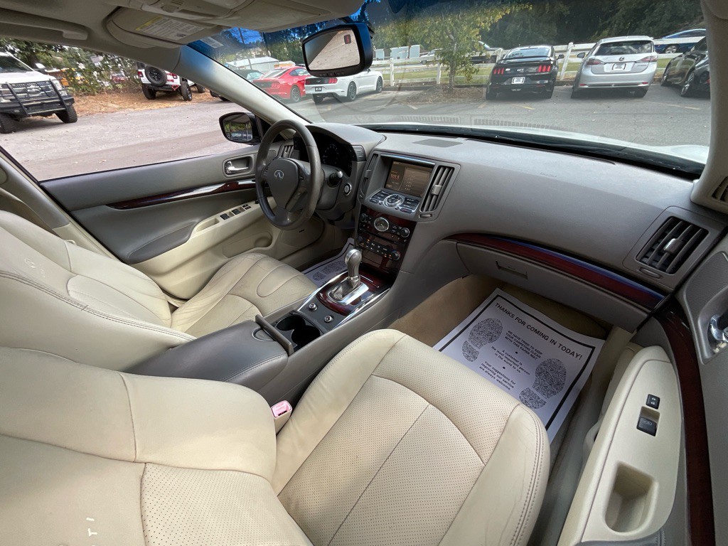 2013 INFINITI G37 Image 17