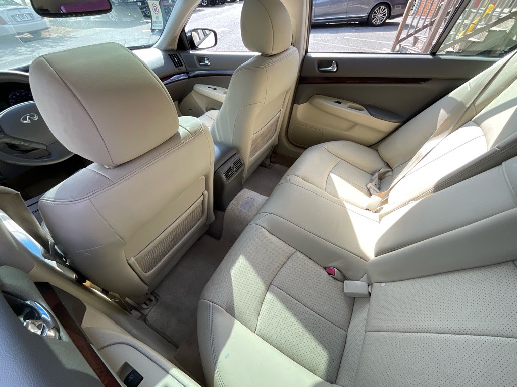 2013 INFINITI G37 Image 29