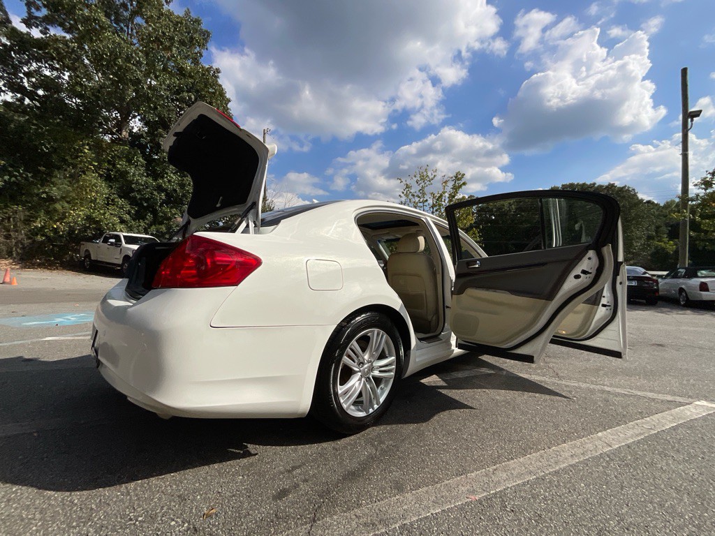 2013 INFINITI G37 Image 36