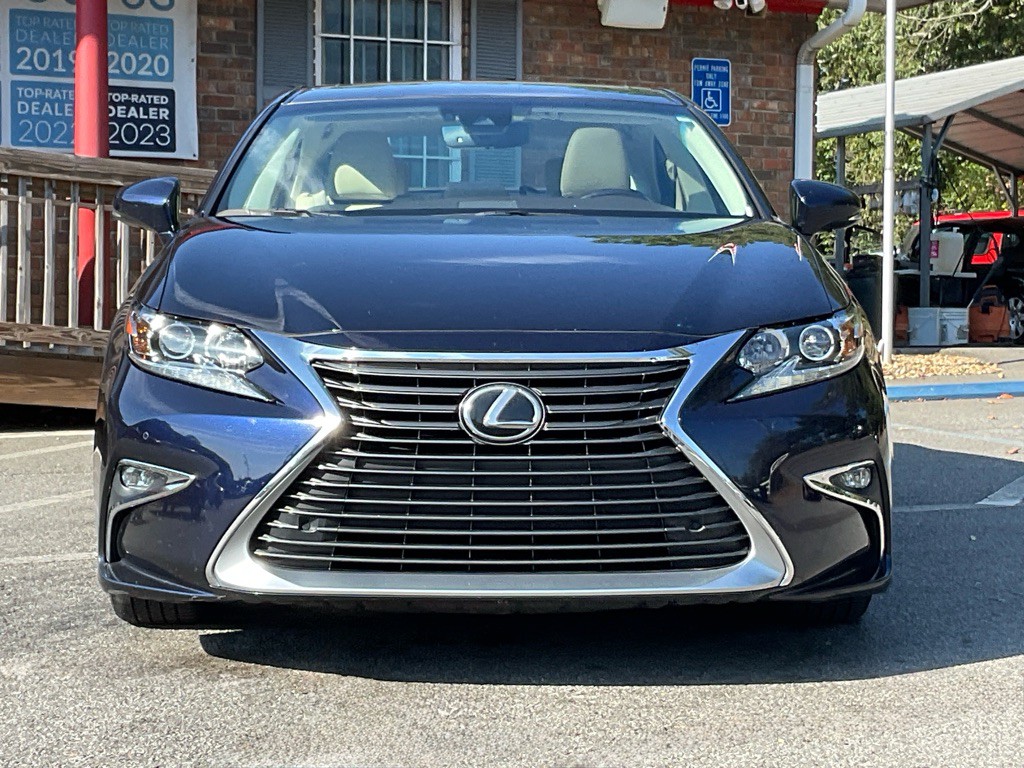 2016 Lexus ES 350 Image 2