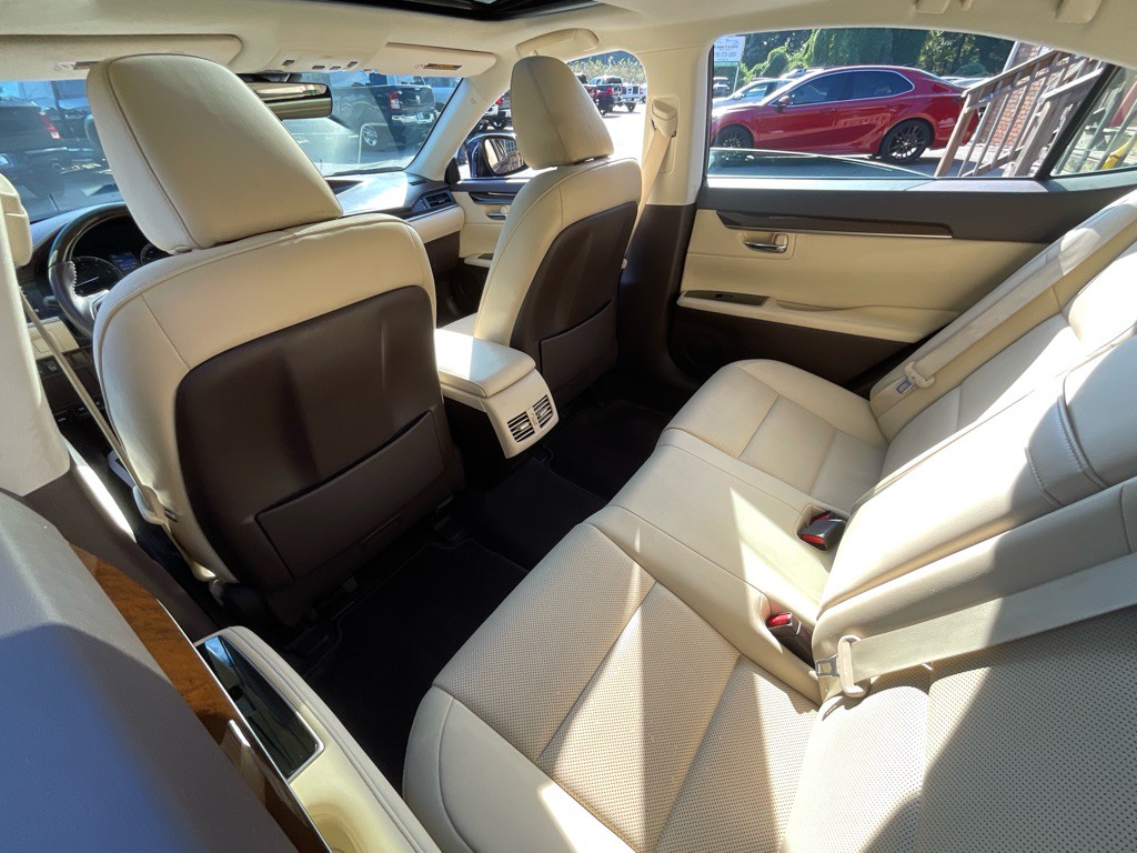2016 Lexus ES 350 Image 28