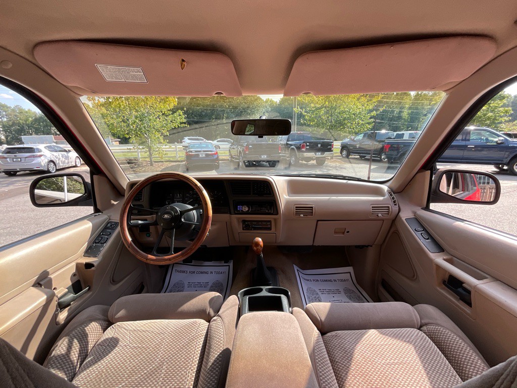 1994 Ford Explorer Image 19