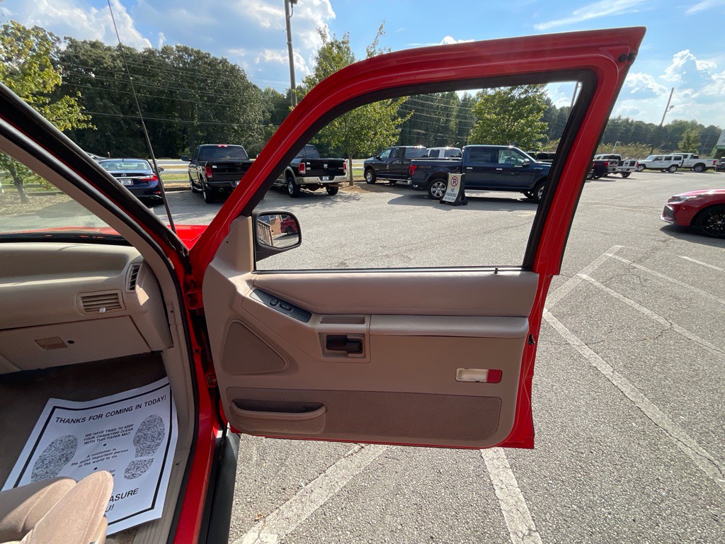 1994 Ford Explorer Image 34