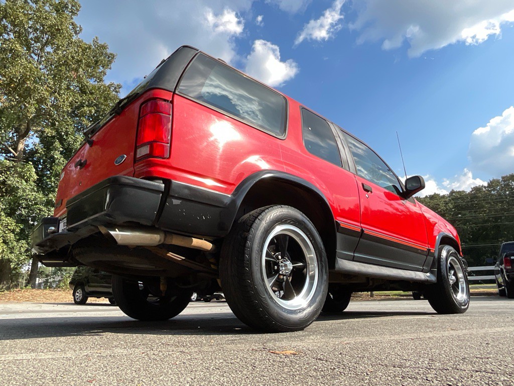 1994 Ford Explorer Image 36