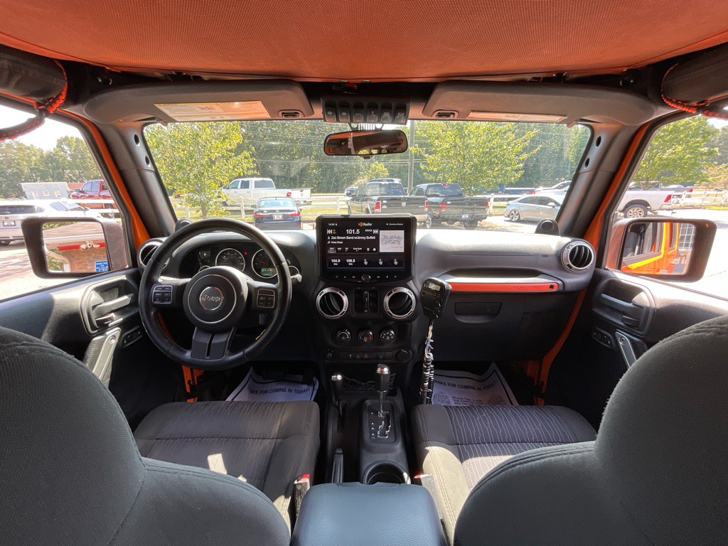 2012 Jeep Wrangler Unlimited Image 20