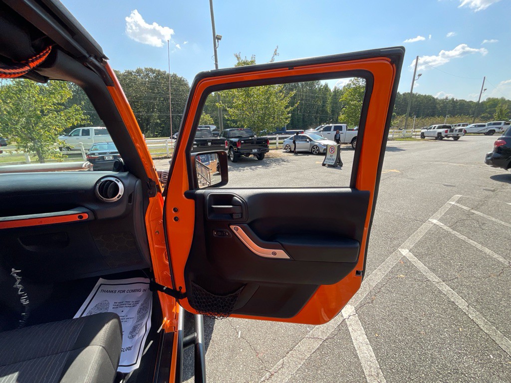 2012 Jeep Wrangler Unlimited Image 39