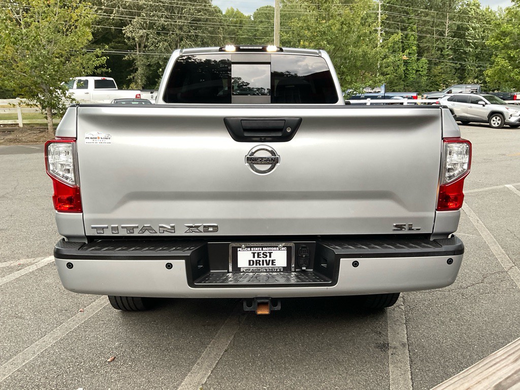 2017 Nissan Titan Image 6