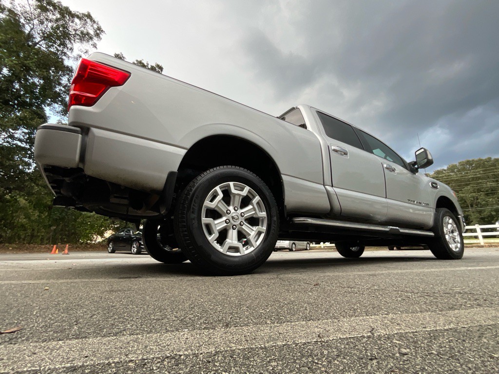 2017 Nissan Titan Image 51