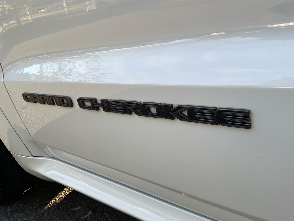 2020 Jeep Grand Cherokee Image 10