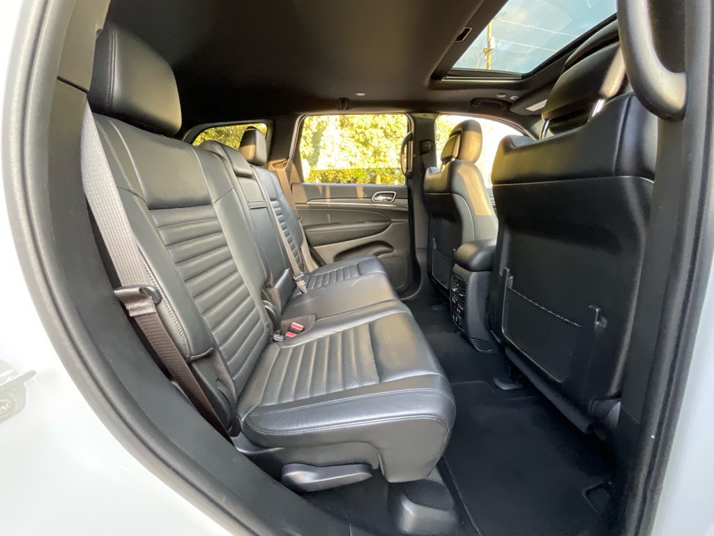 2020 Jeep Grand Cherokee Image 32