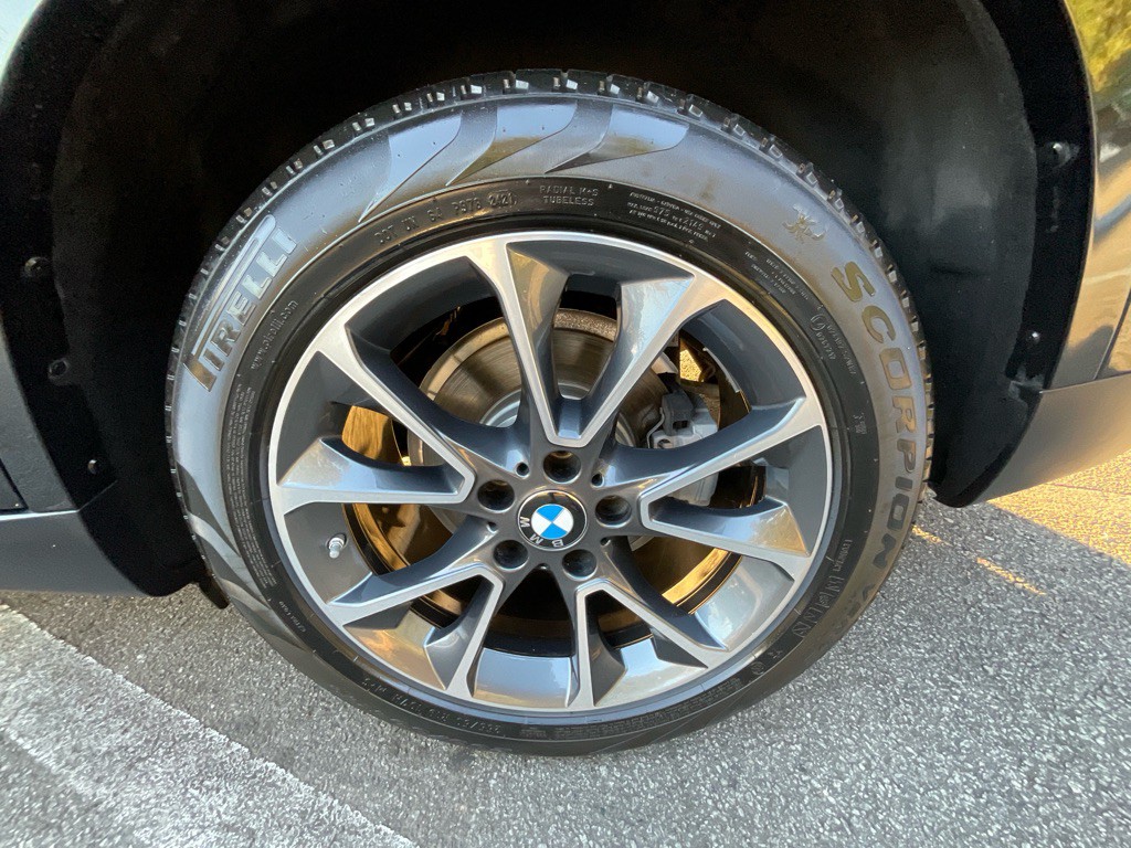 2017 BMW X5 Image 12