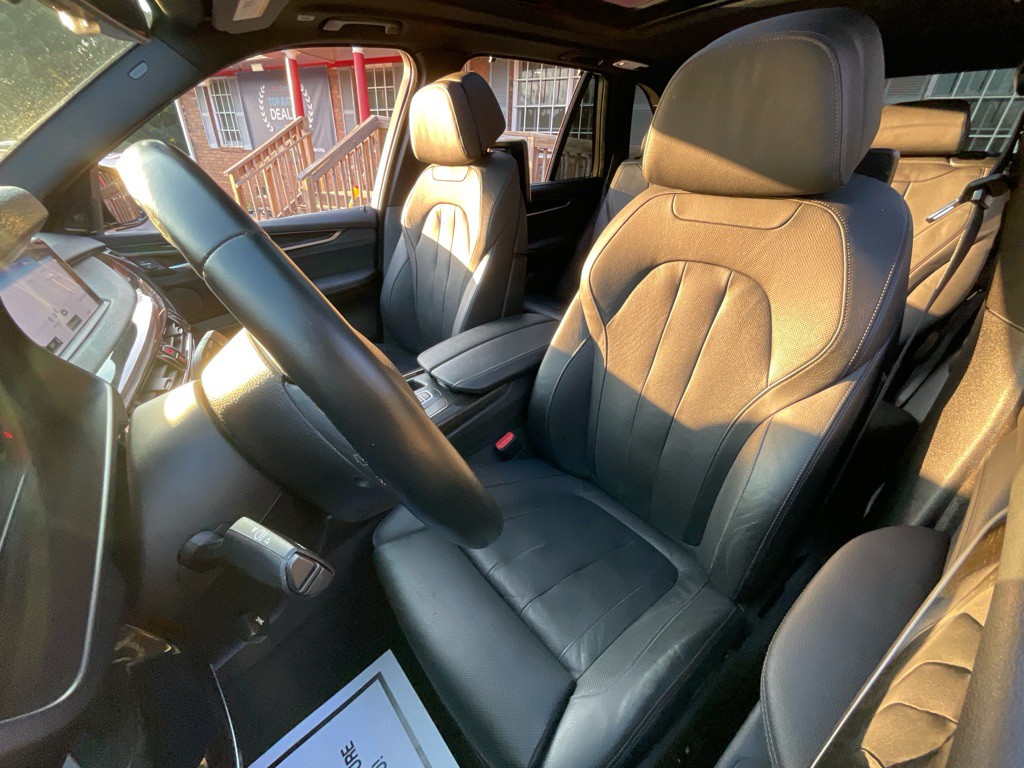 2017 BMW X5 Image 16